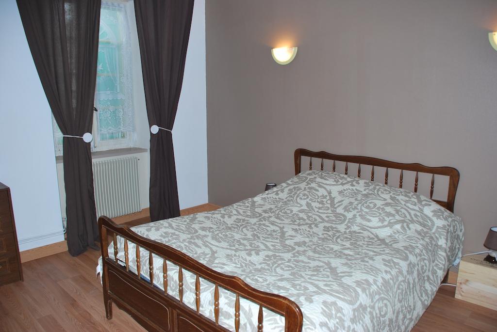 אמביאלט Chambres D'Hotes Le Clos Ambels מראה חיצוני תמונה