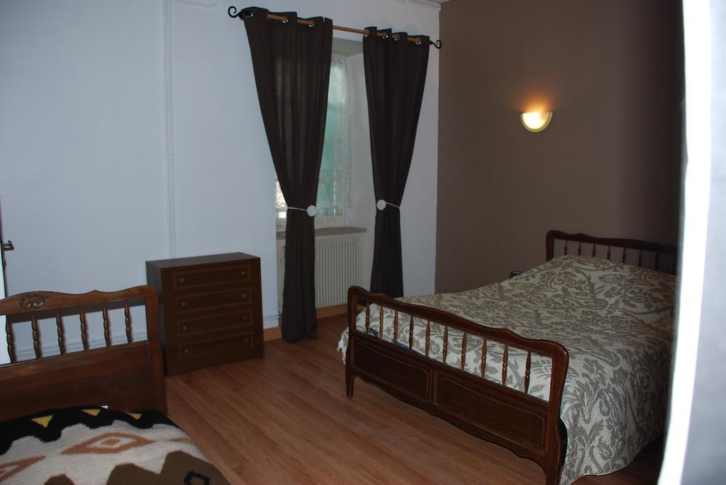 אמביאלט Chambres D'Hotes Le Clos Ambels חדר תמונה